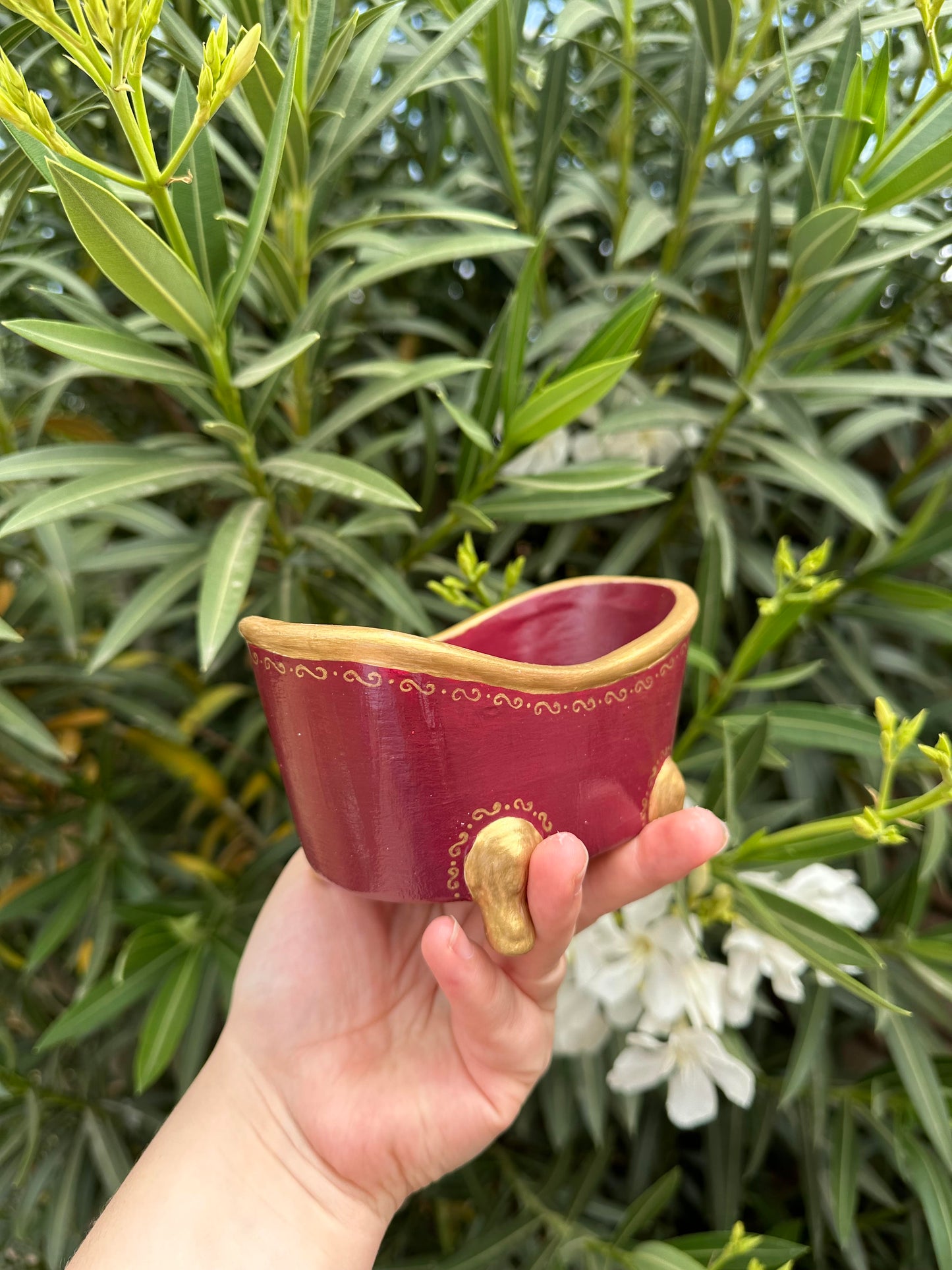 Retro Bathtub Planter